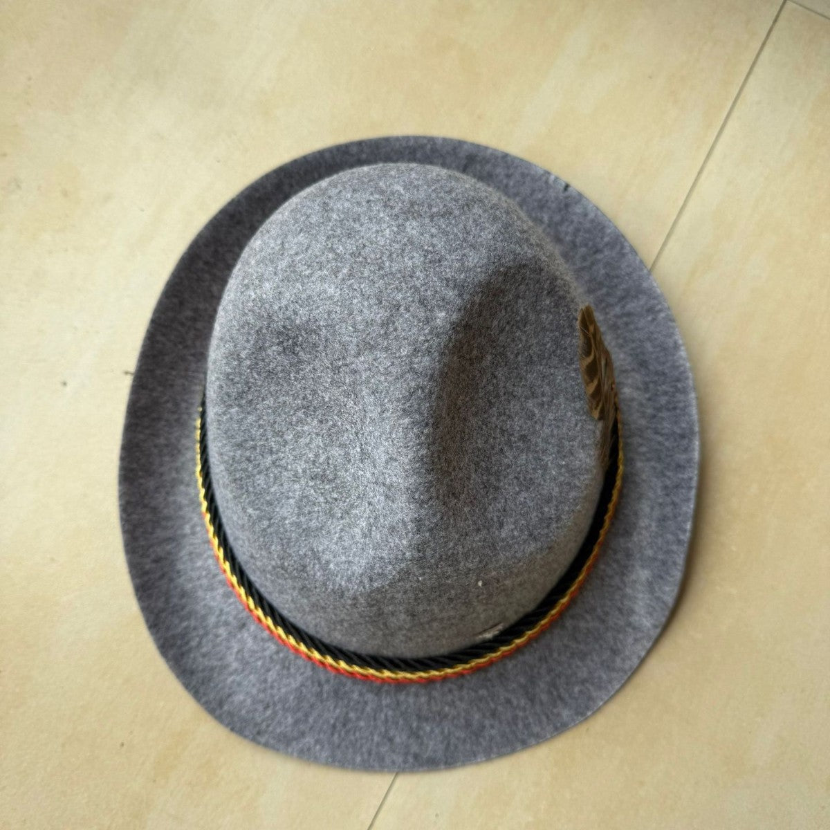 Feather Top Hat Non-woven Fabric Three Colors